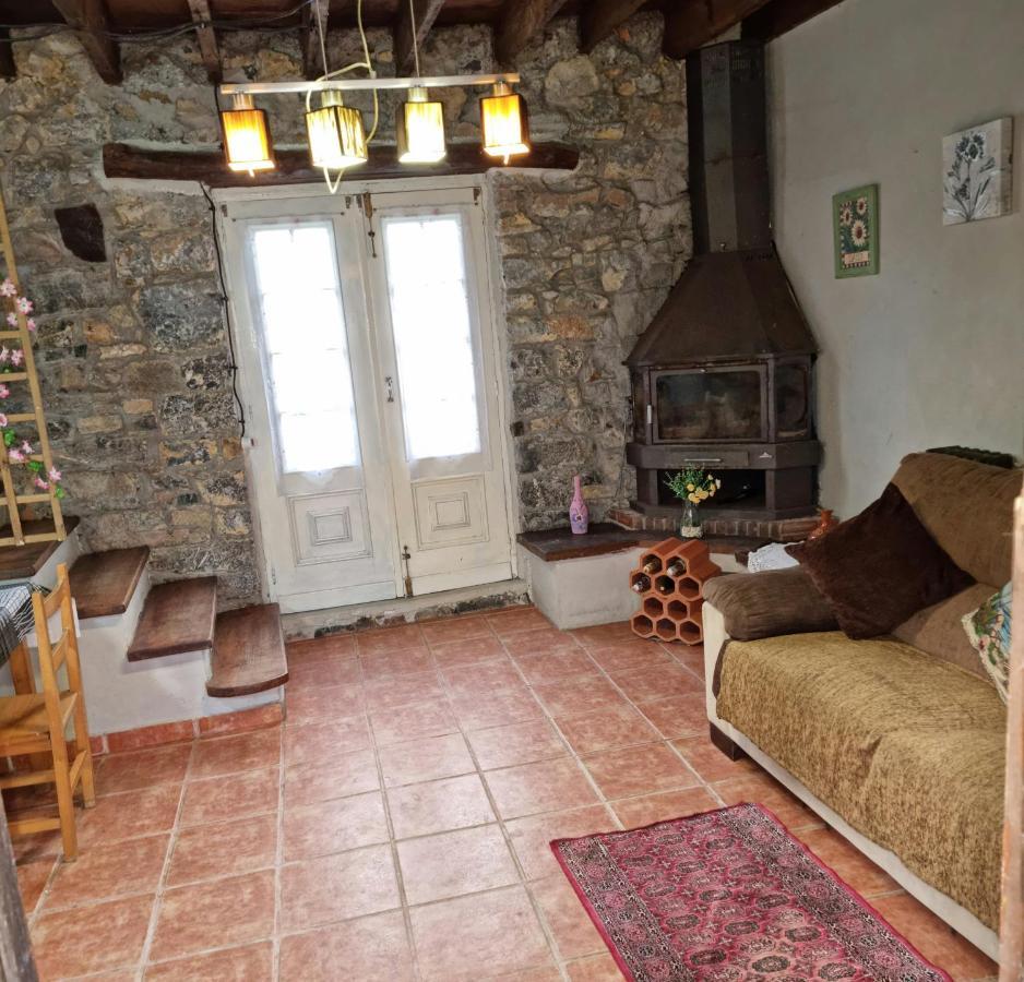 Вилла Corias Casona Junto Al Narcea Экстерьер фото